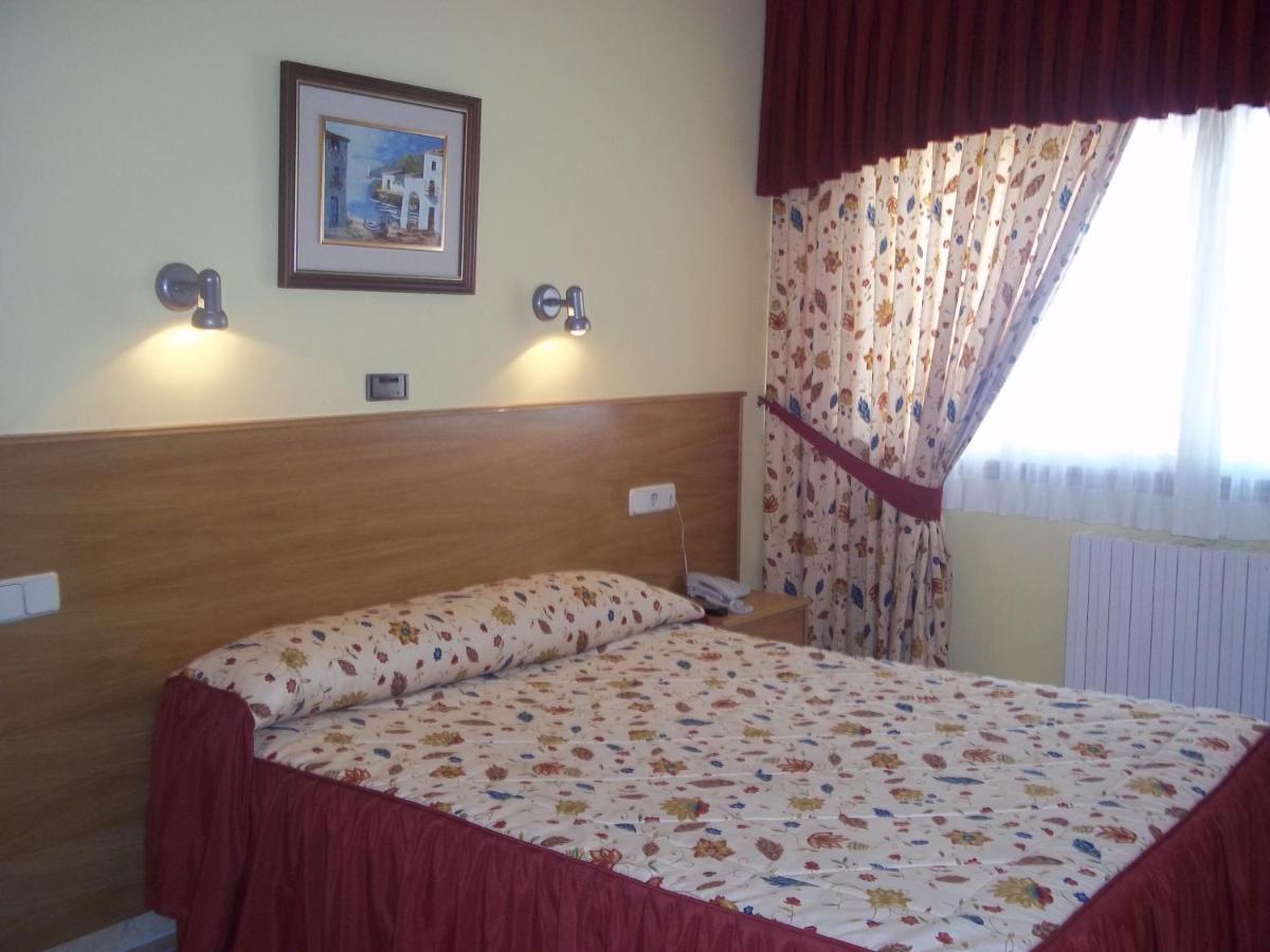 Hotel Suiza Arzúa Szoba fotó